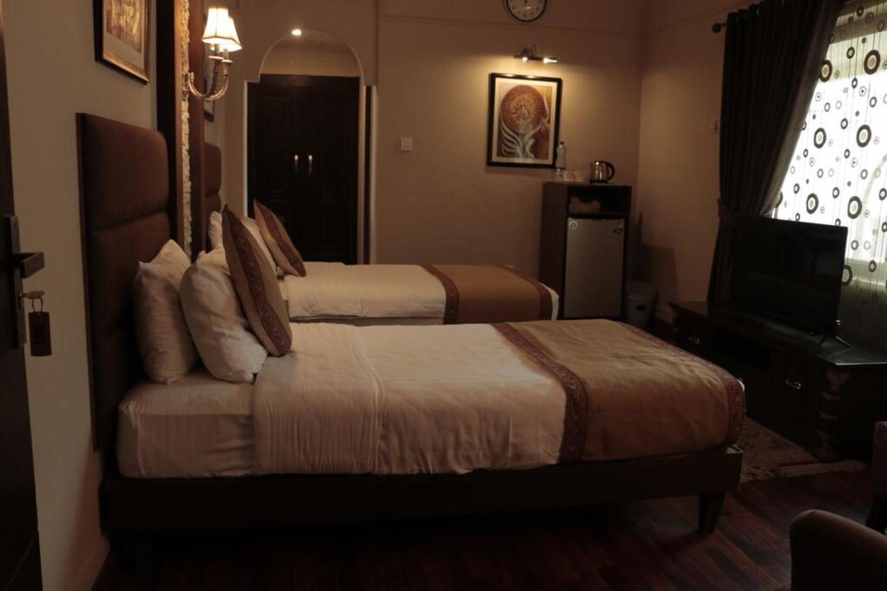 Ambassador Suites & Hotel Islamabad Exterior photo